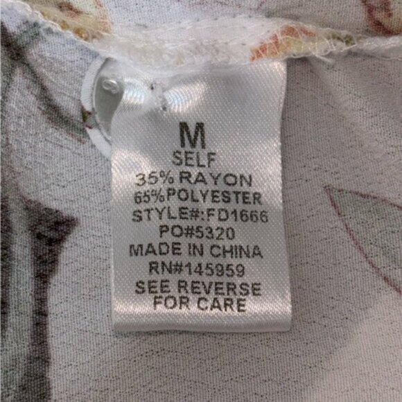 Vici Women’s Medium Multicolour Floral Blouse Top Shirt with Tie Buttons - Picture 3 of 10